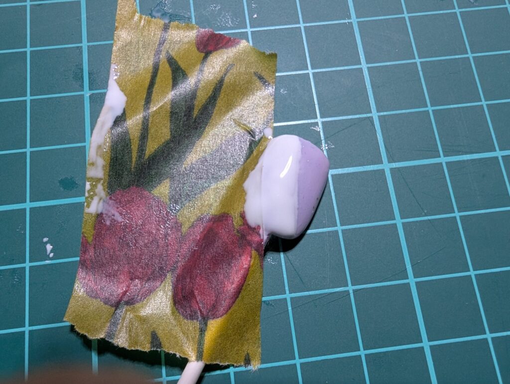 片面にマスキングテープをはり綺麗に線を引く