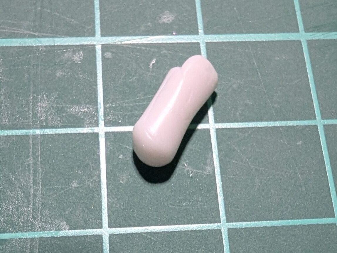 粘土ジェルを少し細長く