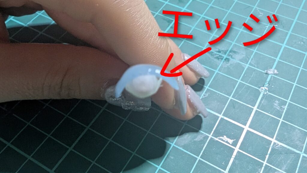 爪先のエッジの写真